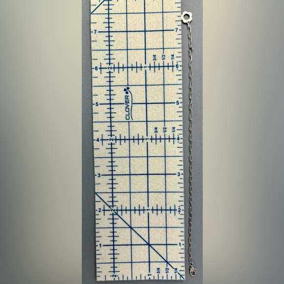 Platinum Pt950 Paperclip Bracelet with Flower Charm - Picture 7 of 7